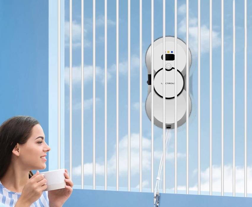 Robot nettoyeur de vitres Liectroux