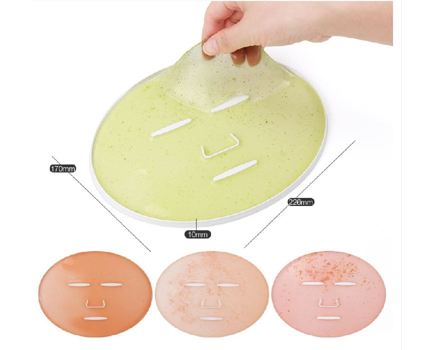 Masque visage fait maison avec fruits et légumes frais